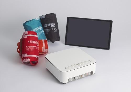 血圧脈波検査装置　血管年齢・動脈硬化検査（日本光電 ARTERIO VISION）